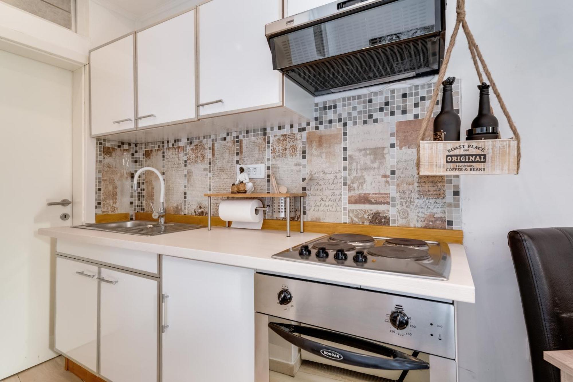 B&B Apartment'S Coli Bakar Exterior photo