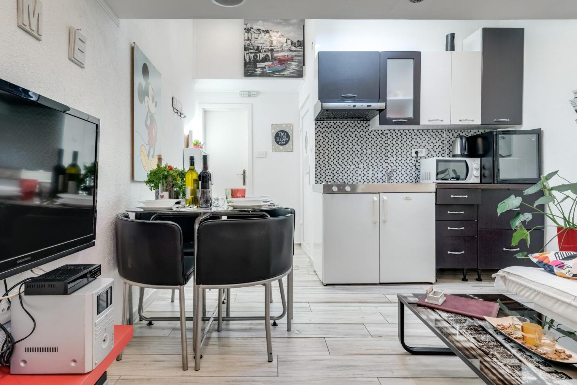 B&B Apartment'S Coli Bakar Exterior photo